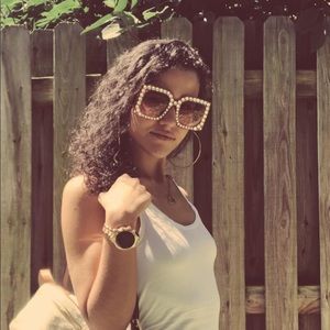 Meet your Posher, Kayla